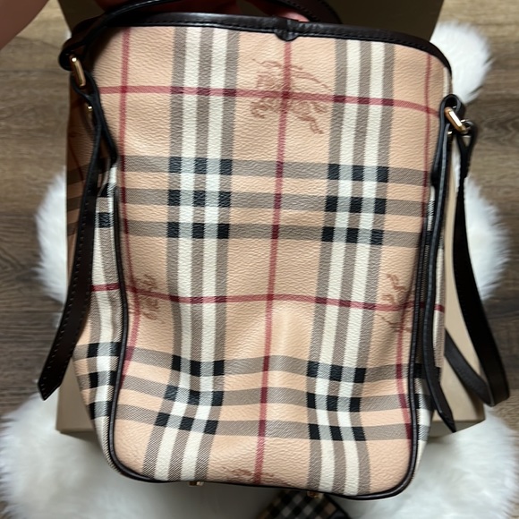 Burberry Canterbury Haymarket Bag 🌸🌸 - Picture 8 of 16